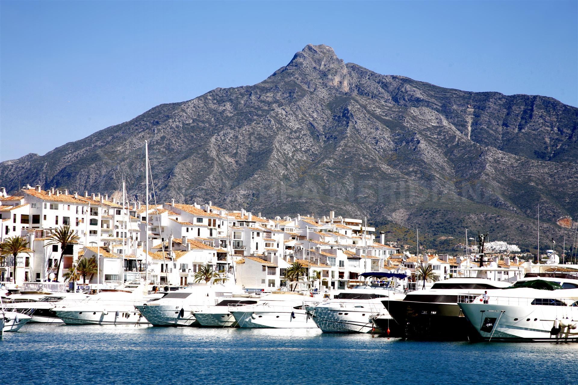 The 10 Best Puerto Banus Stag Hotels & Apartments 2023